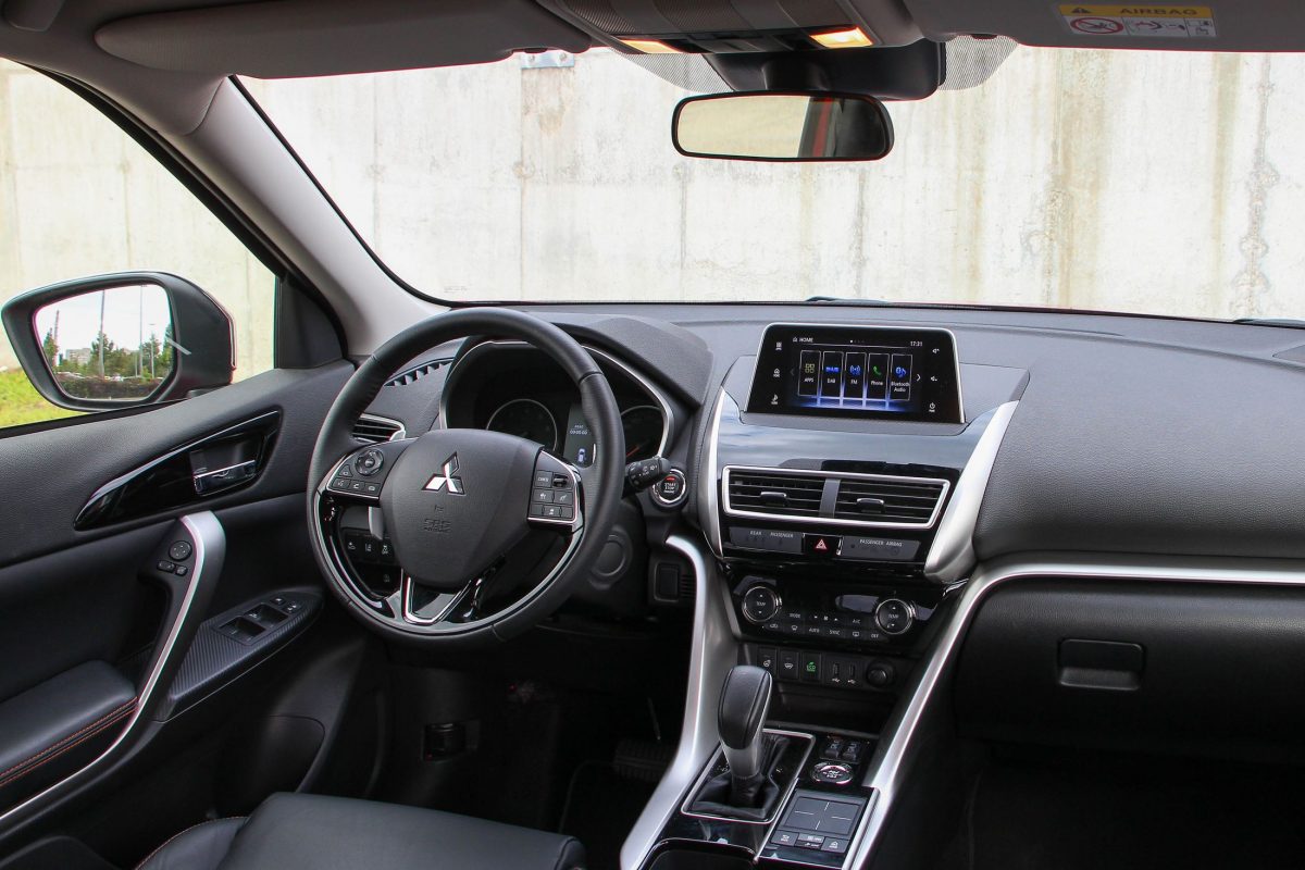 MITSUBISHI ECLIPSE CROSS