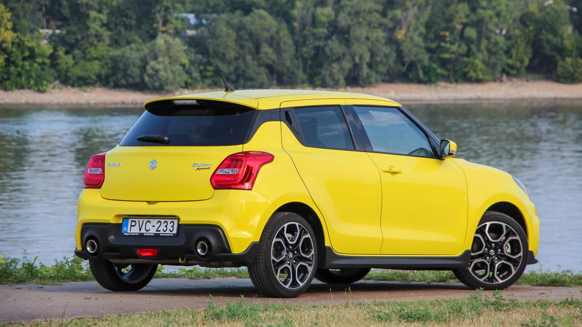 SUZUKI SWIFT