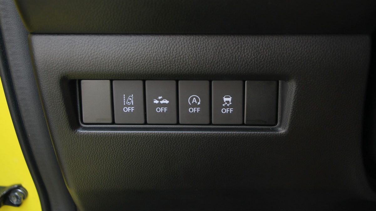 SUZUKI SWIFT