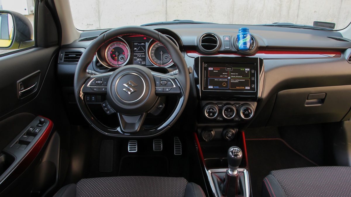 SUZUKI SWIFT