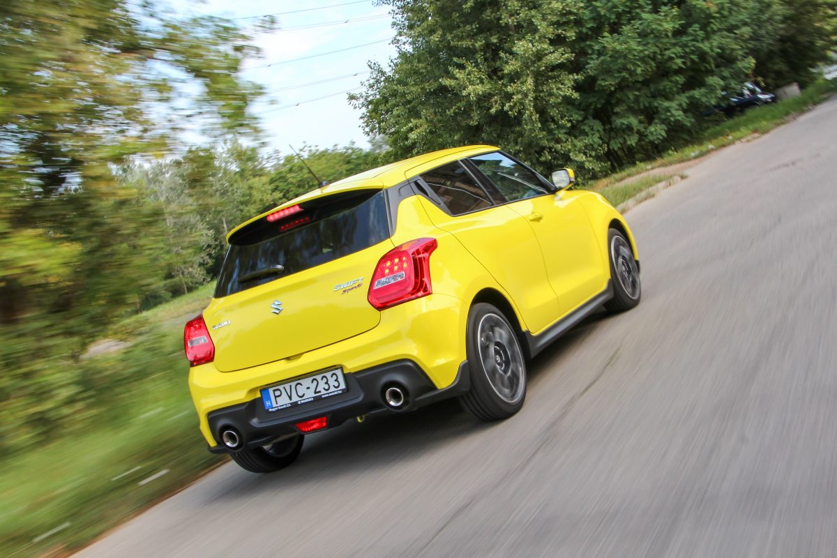 SUZUKI SWIFT