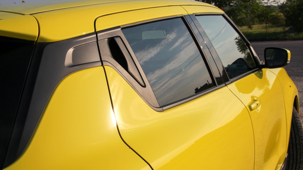 SUZUKI SWIFT