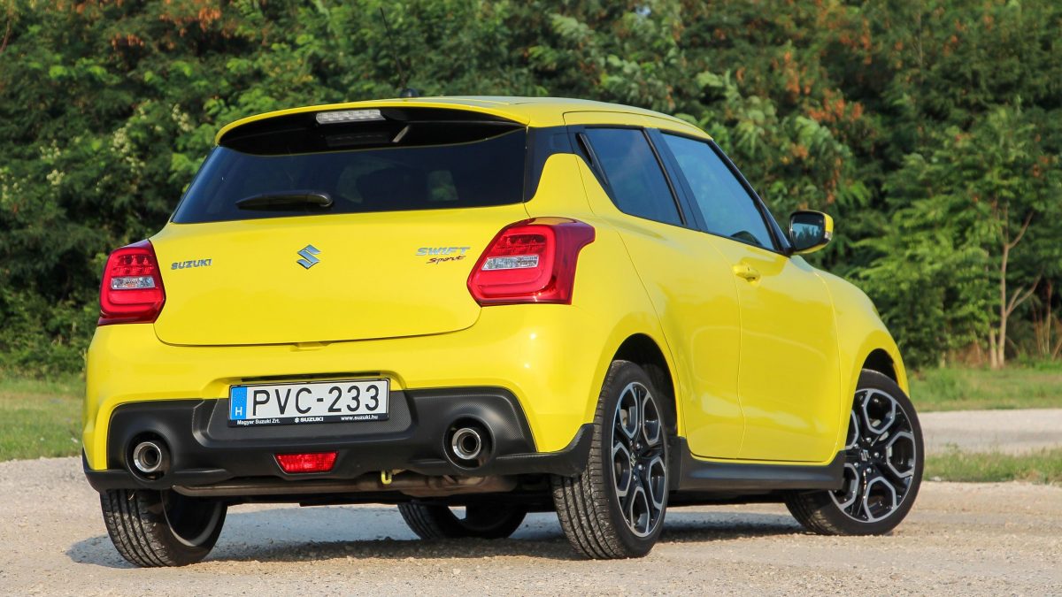SUZUKI SWIFT