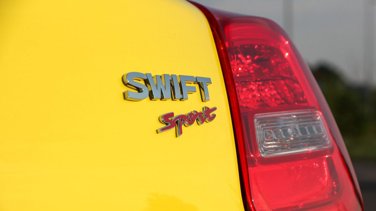 SUZUKI SWIFT