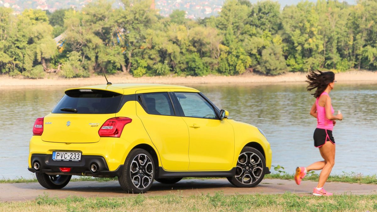SUZUKI SWIFT