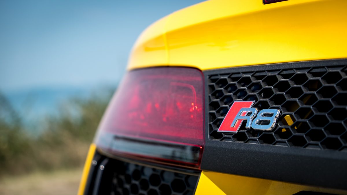 AUDI R8