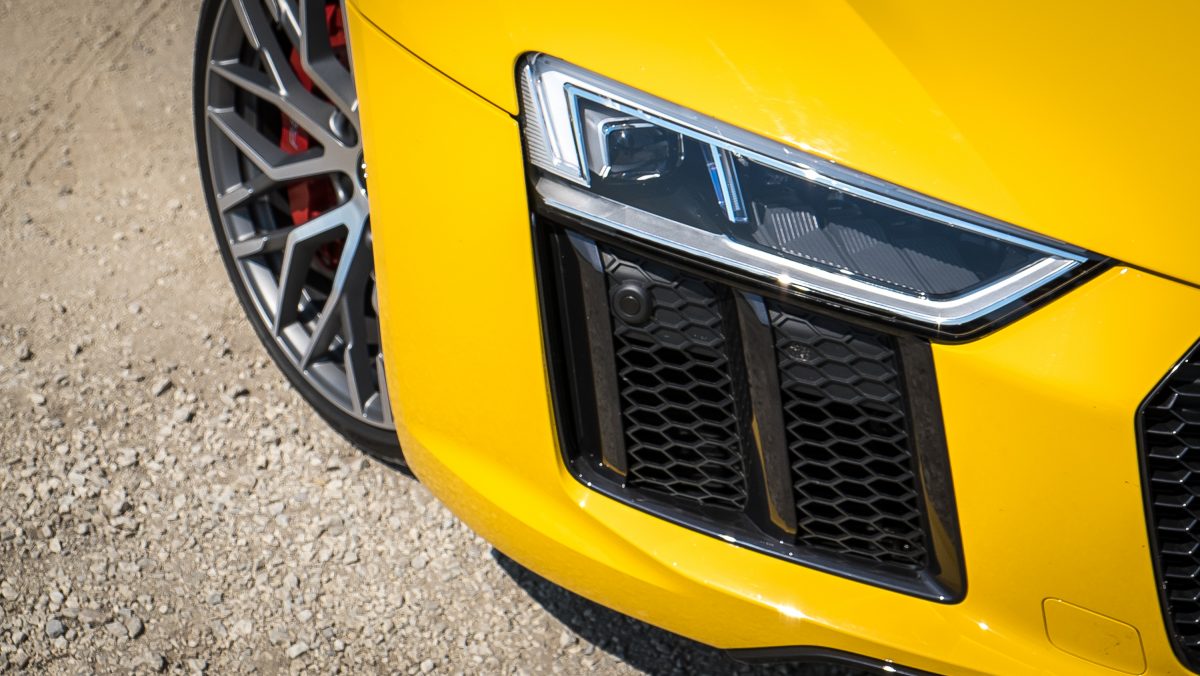 AUDI R8