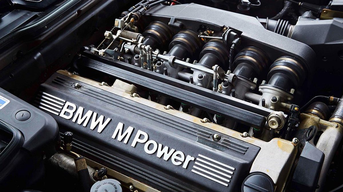 BMW 5-ÖS SOROZAT