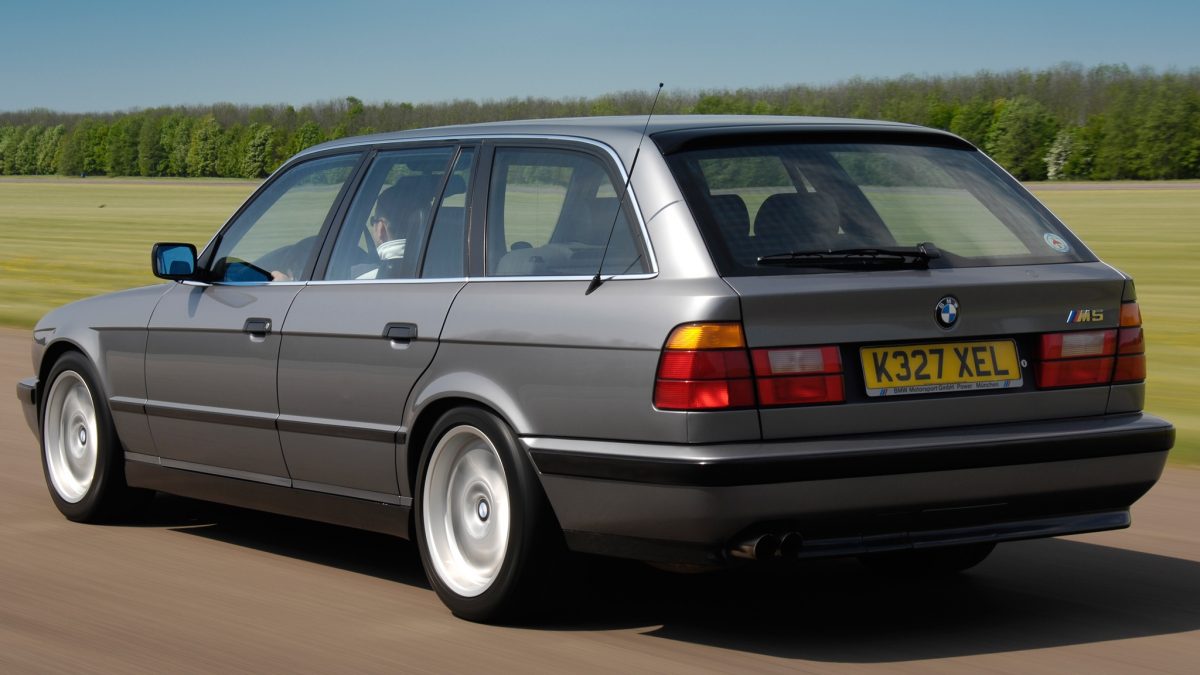 BMW 5-ÖS SOROZAT