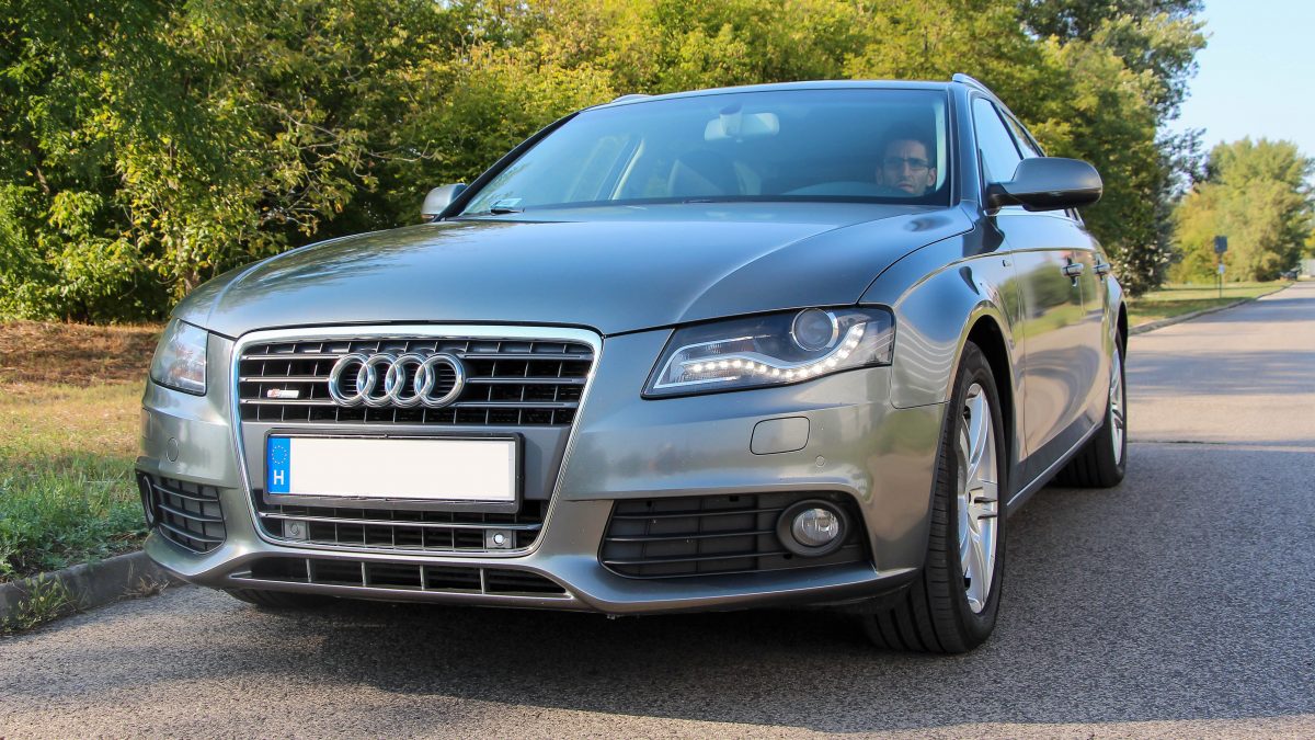 AUDI A4
