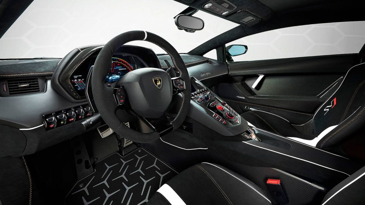 LAMBORGHINI