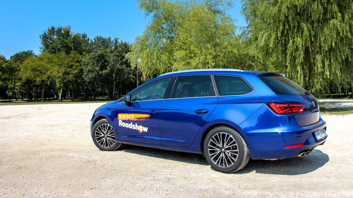 SEAT LEON