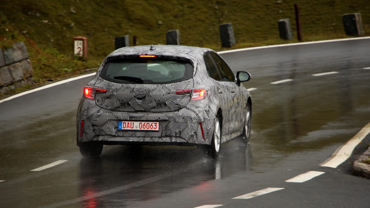 TOYOTA COROLLA