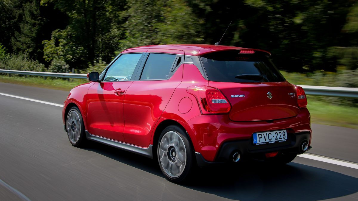 SUZUKI SWIFT