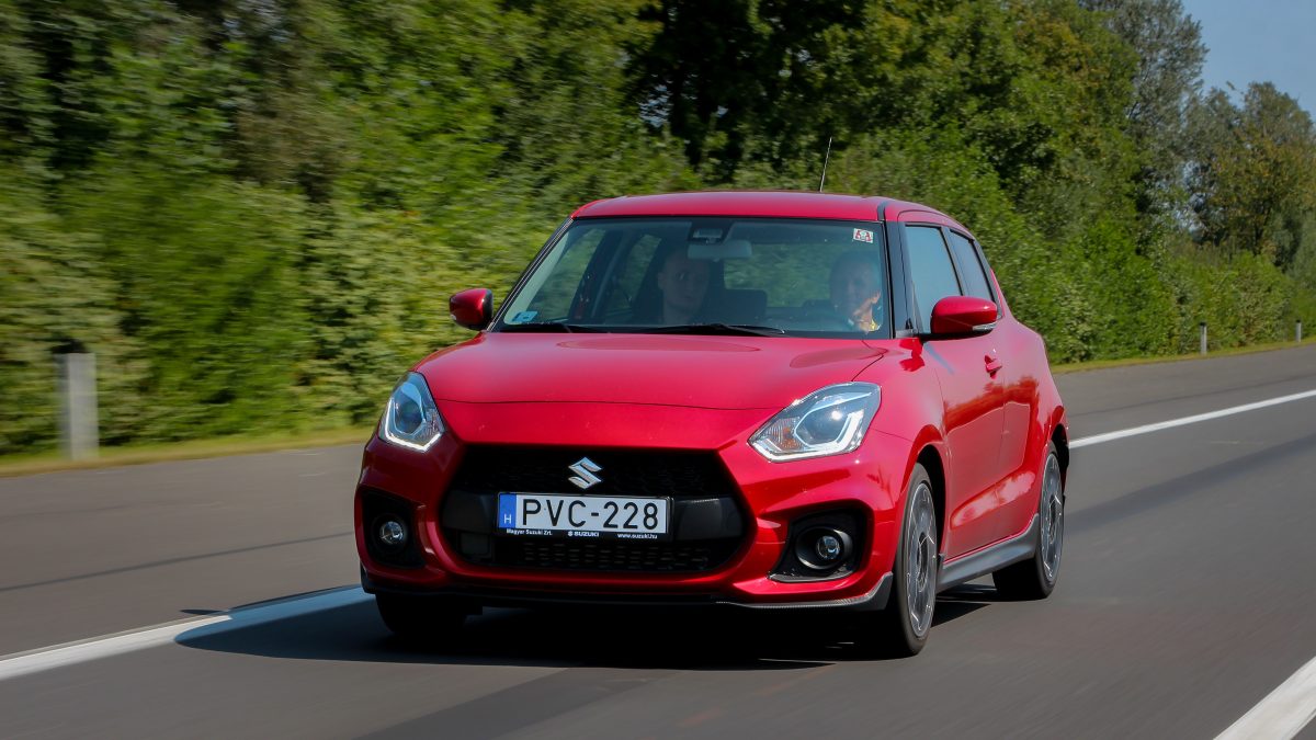 SUZUKI SWIFT