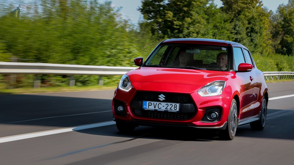 SUZUKI SWIFT