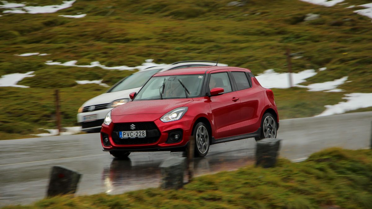 SUZUKI SWIFT
