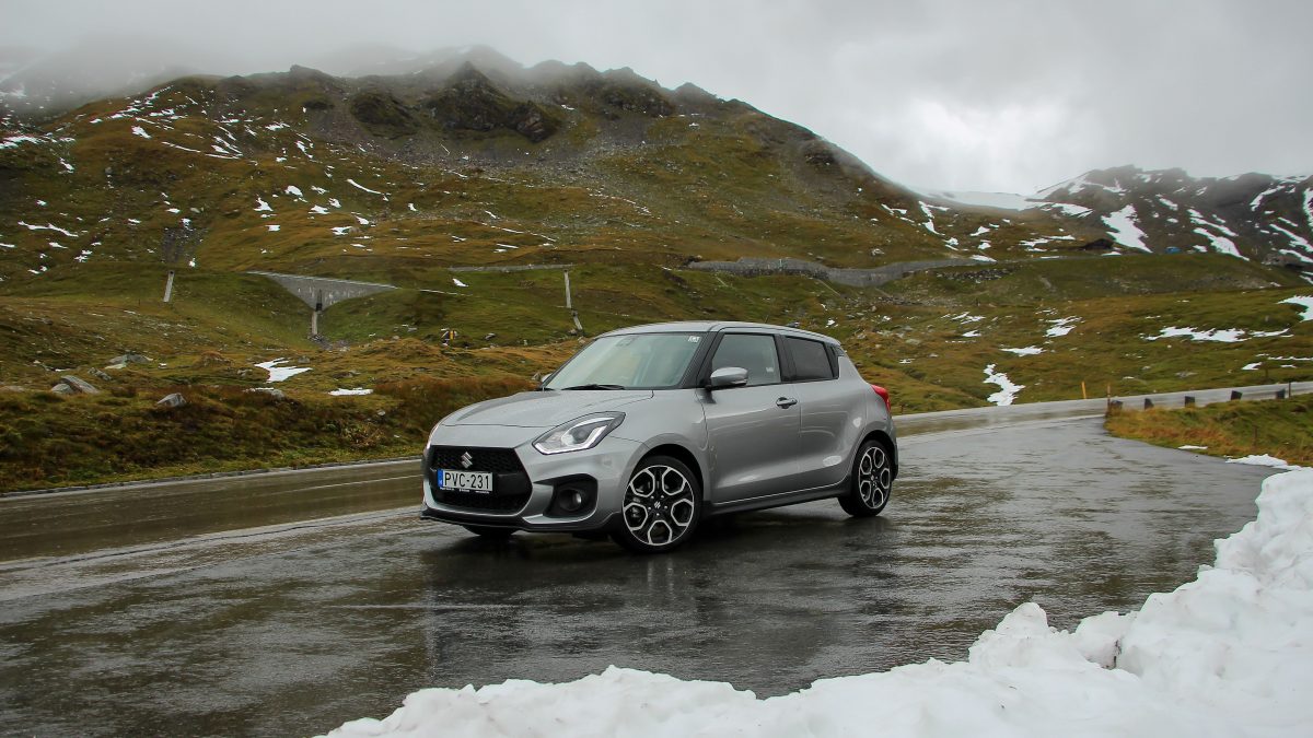 SUZUKI SWIFT