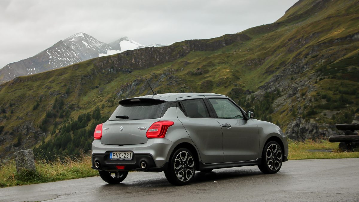 SUZUKI SWIFT