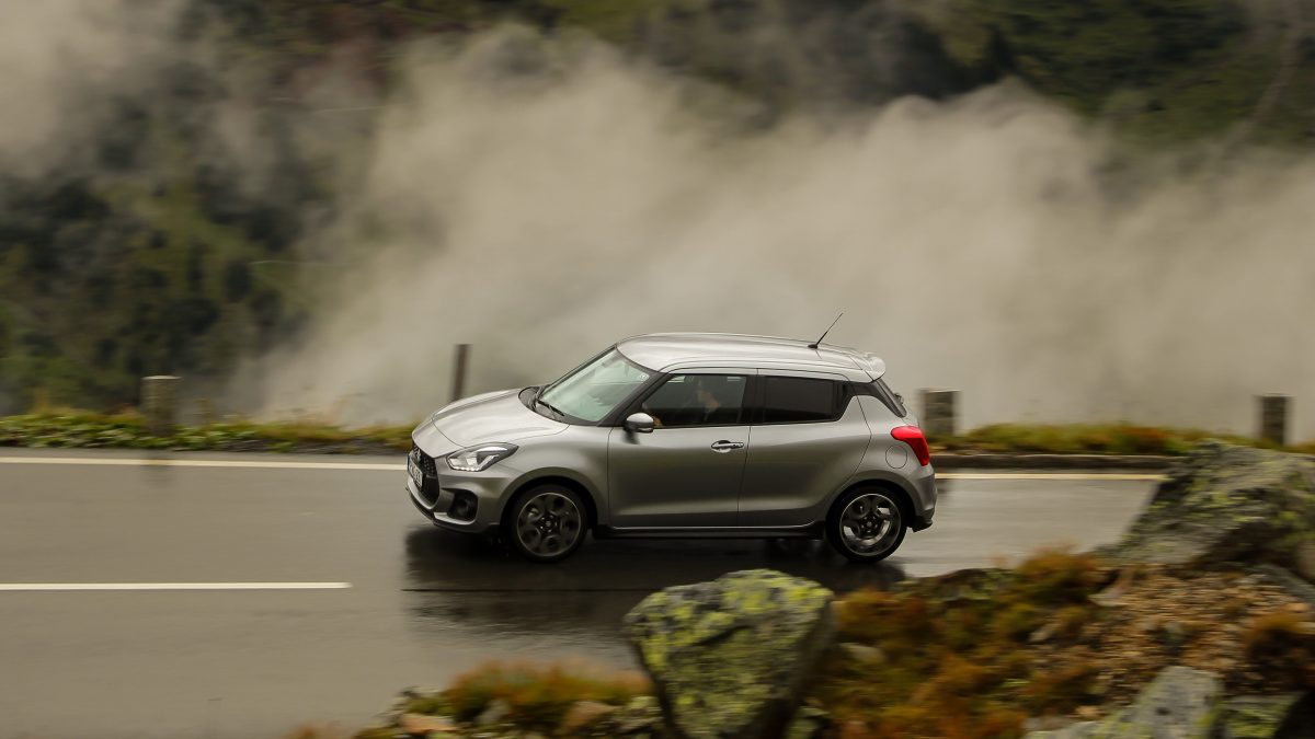 SUZUKI SWIFT