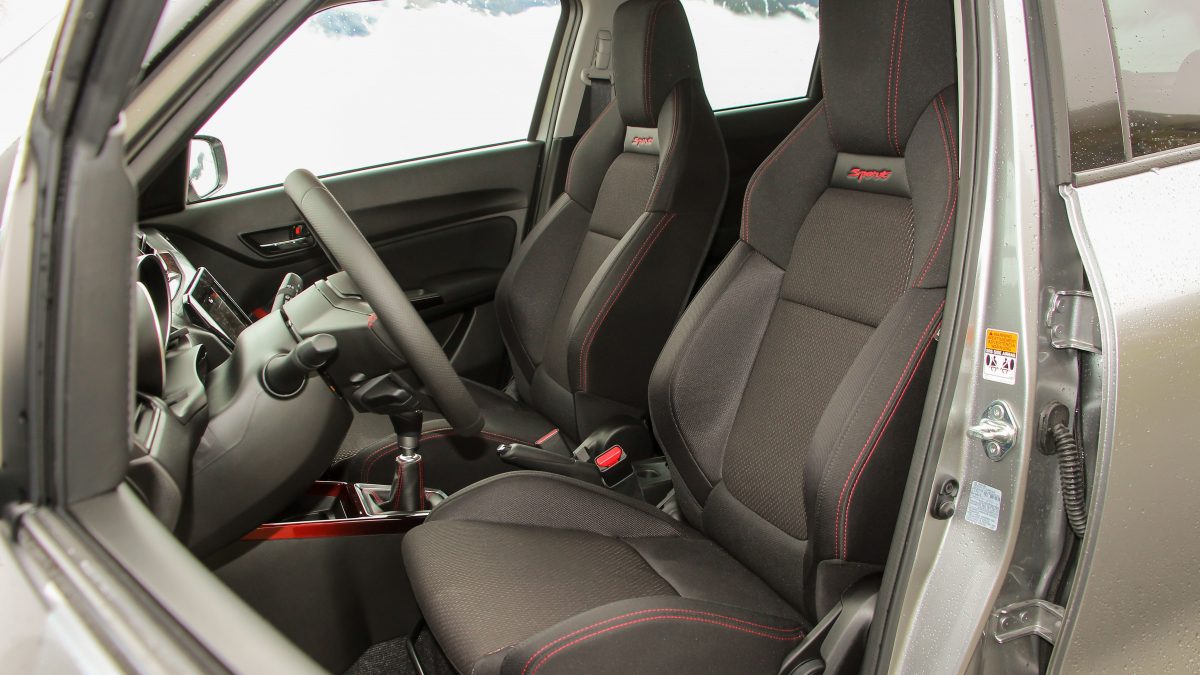 SUZUKI SWIFT