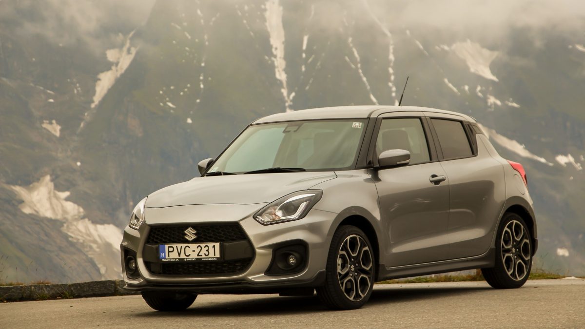 SUZUKI SWIFT