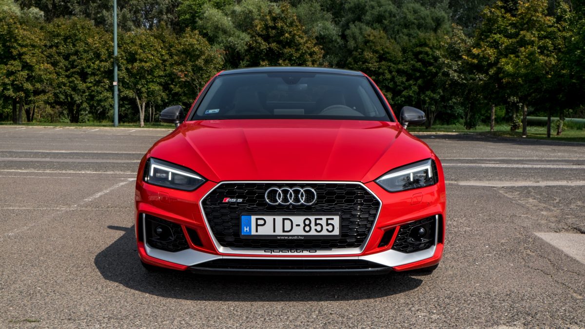AUDI RS5