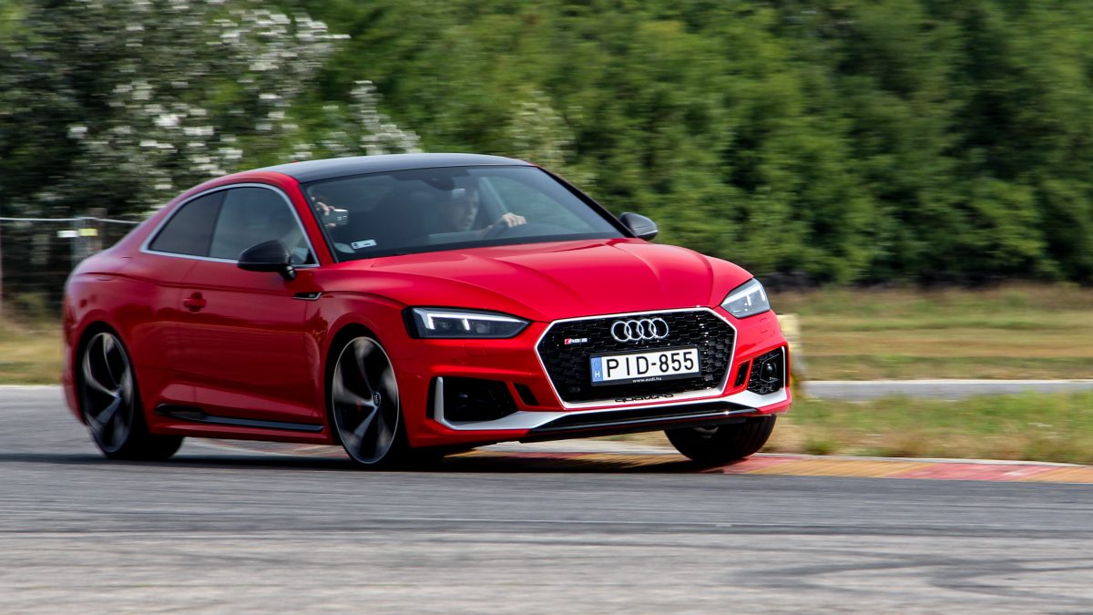 AUDI RS5