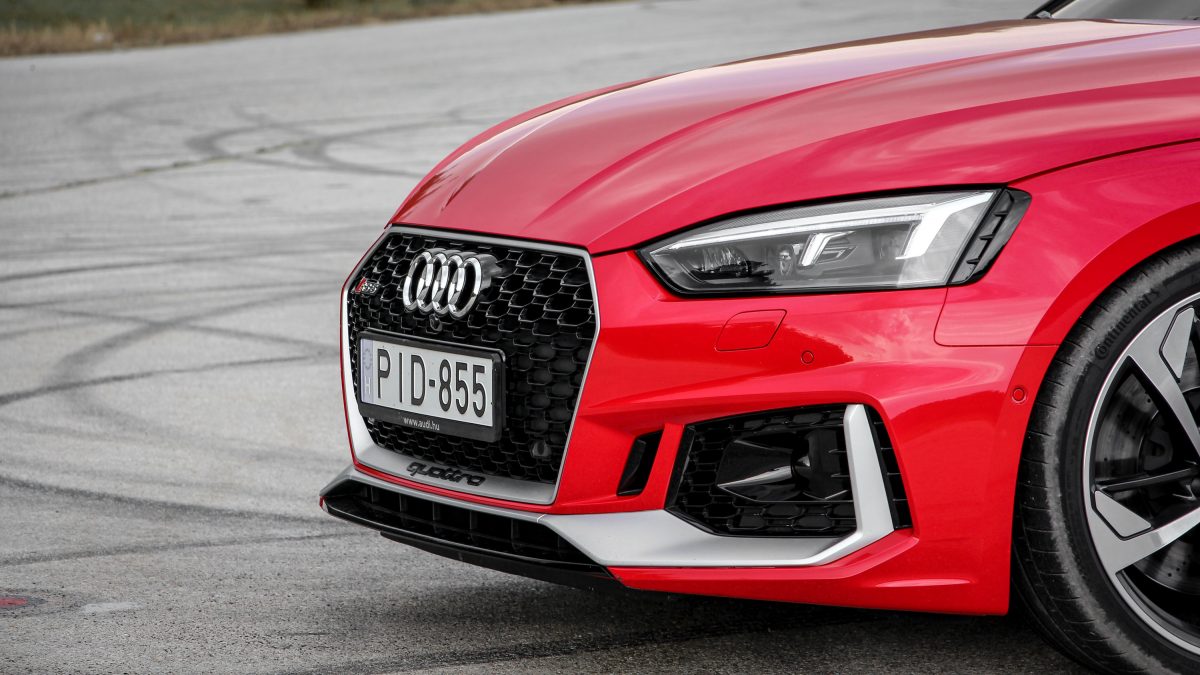 AUDI RS5