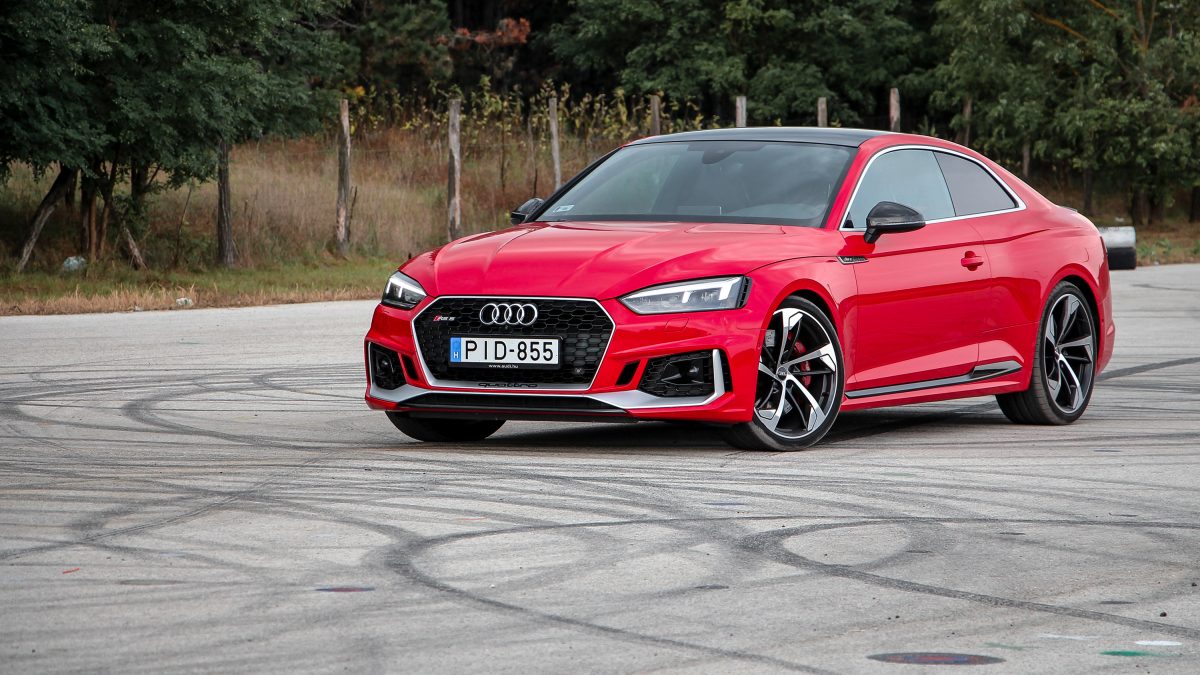 AUDI RS5