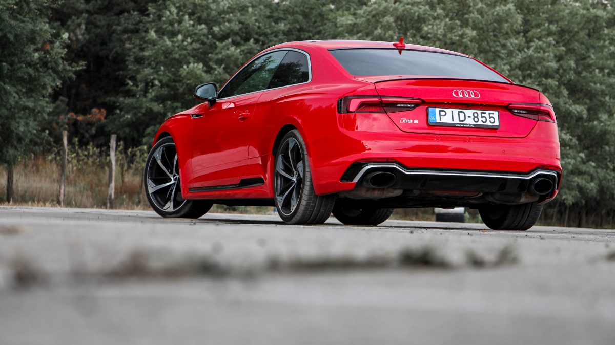 AUDI RS5