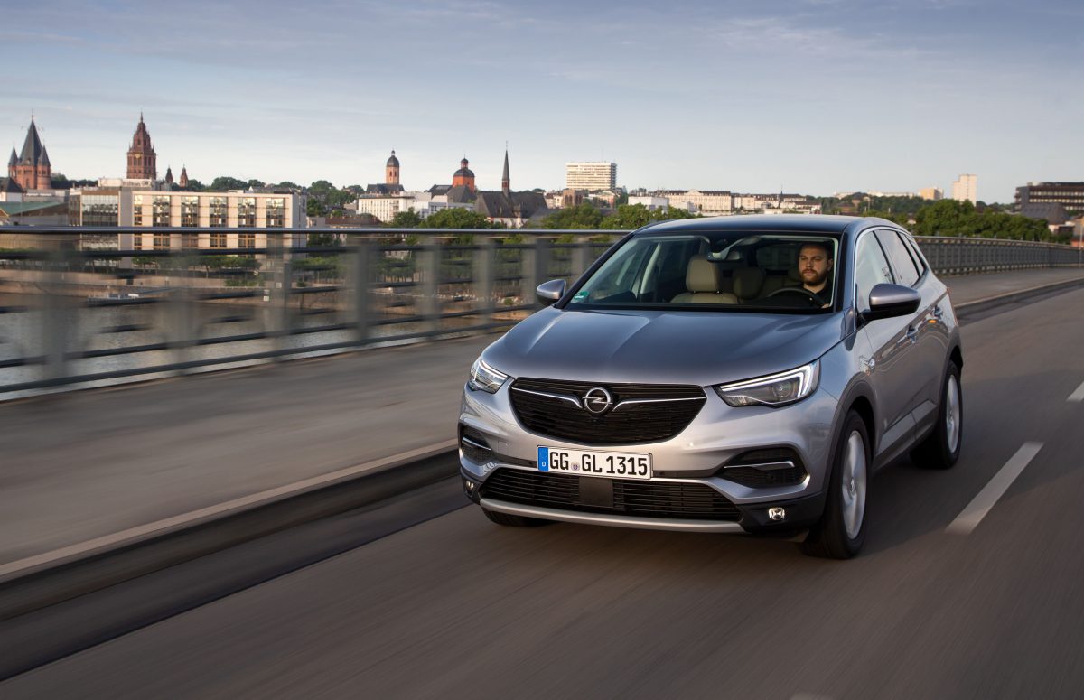 OPEL GRANDLAND X