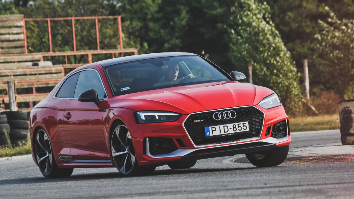 AUDI RS5