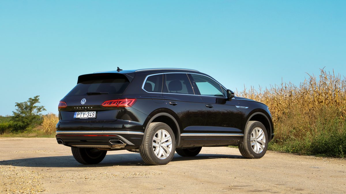 VOLKSWAGEN TOUAREG