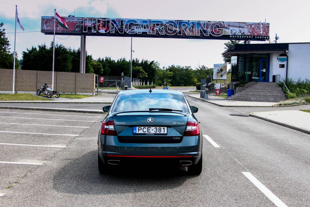 SKODA OCTAVIA