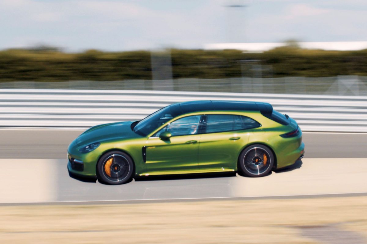 PORSCHE