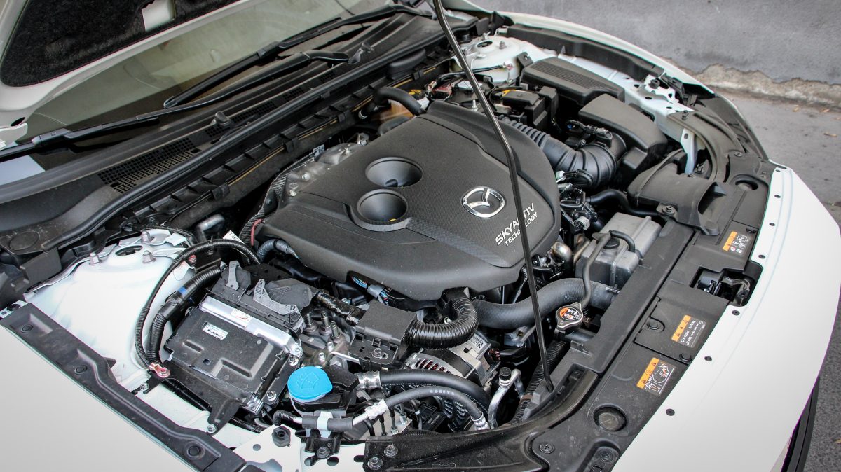 MAZDA 6
