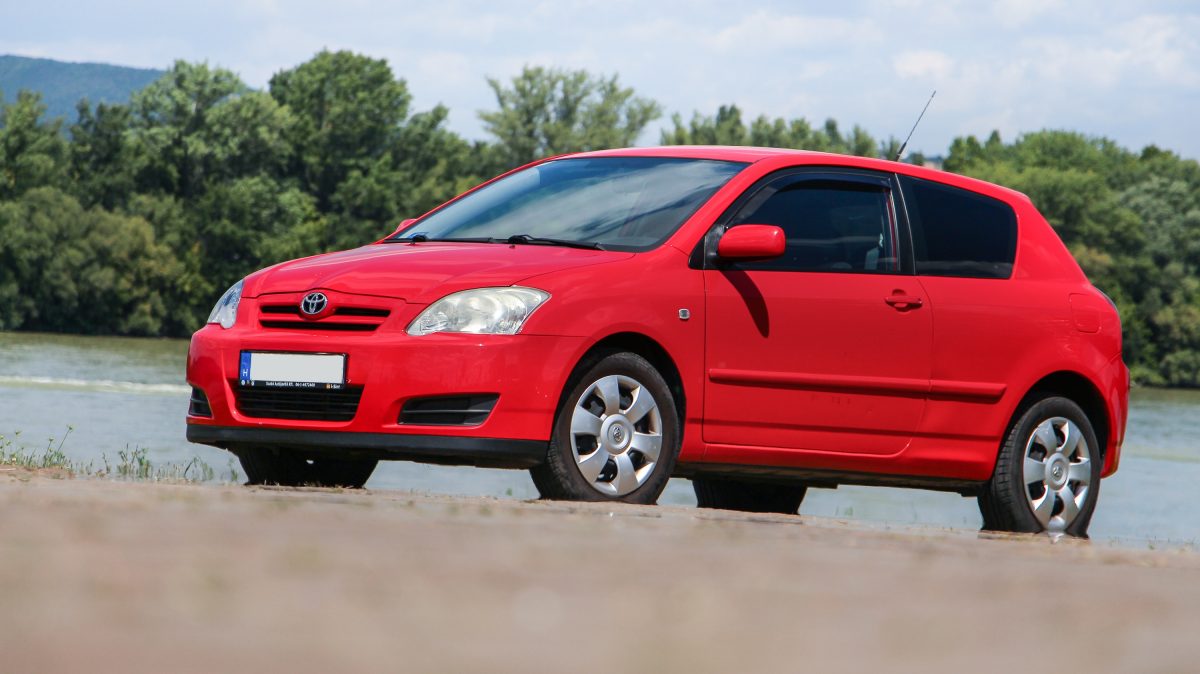 TOYOTA COROLLA