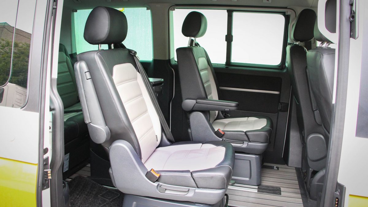 VOLKSWAGEN MULTIVAN