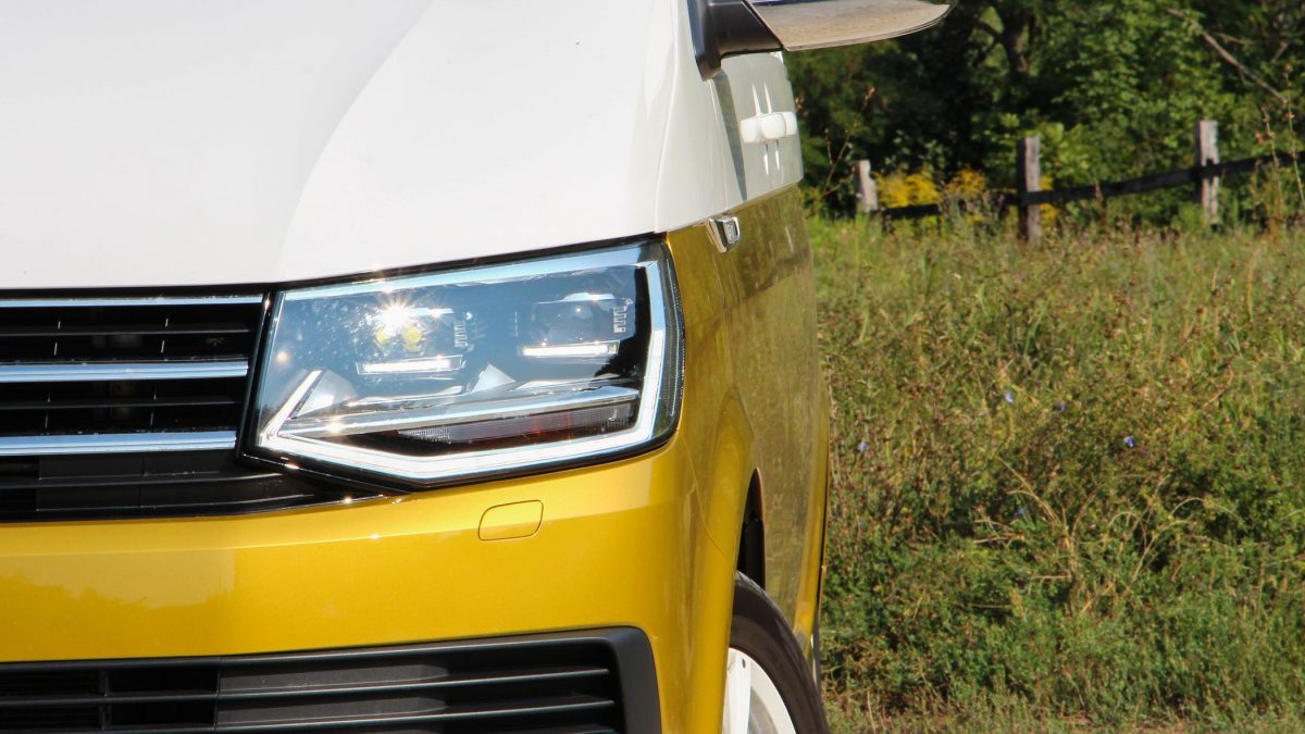 VOLKSWAGEN MULTIVAN