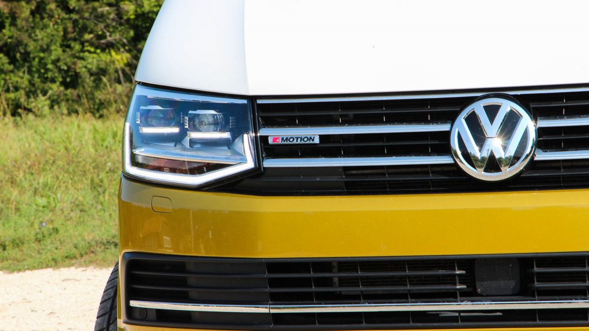 VOLKSWAGEN MULTIVAN