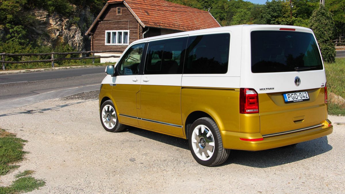 VOLKSWAGEN MULTIVAN