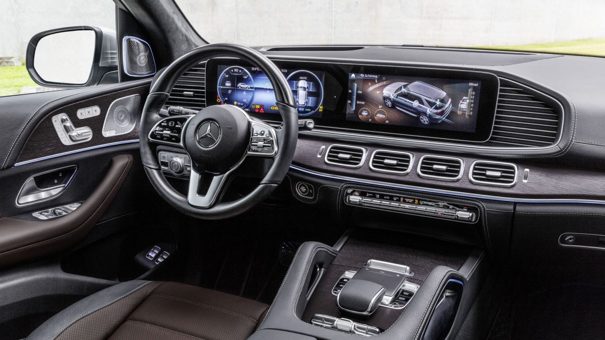 MERCEDES-BENZ