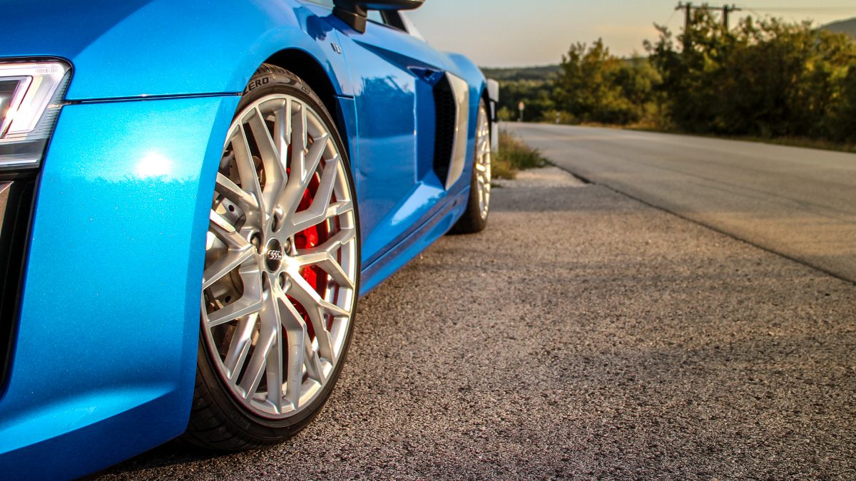 AUDI R8