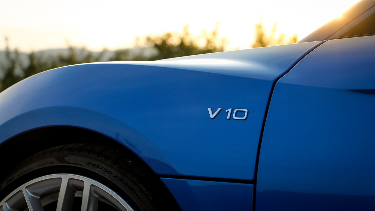 AUDI R8