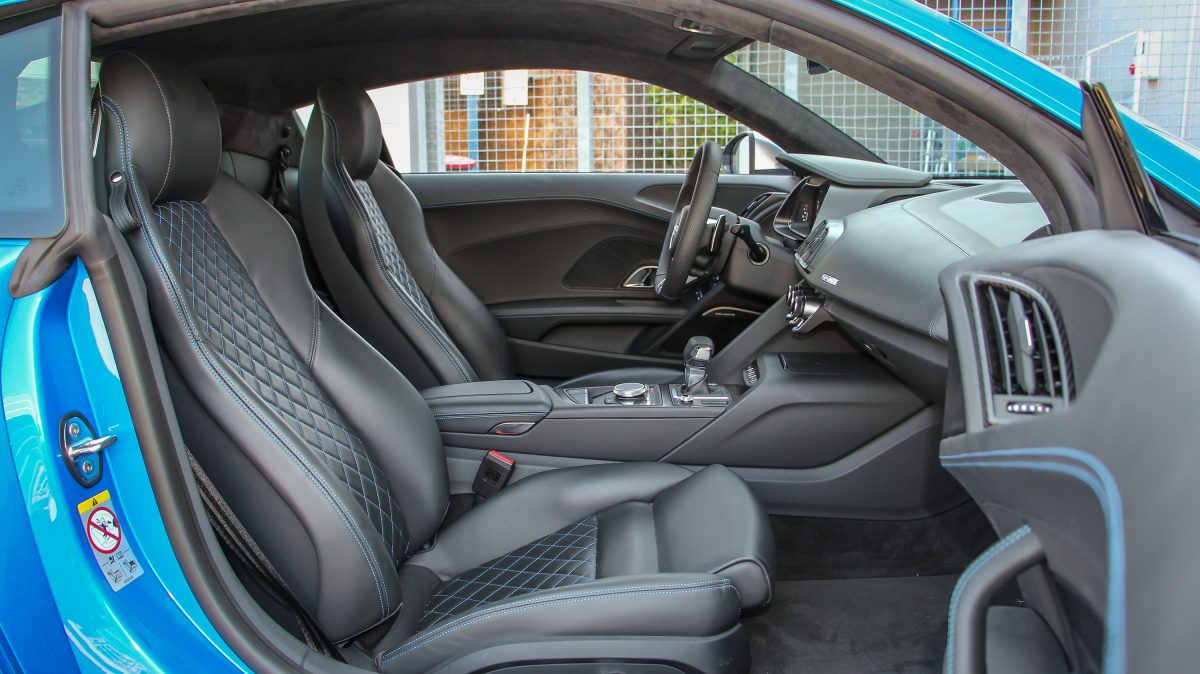 AUDI R8