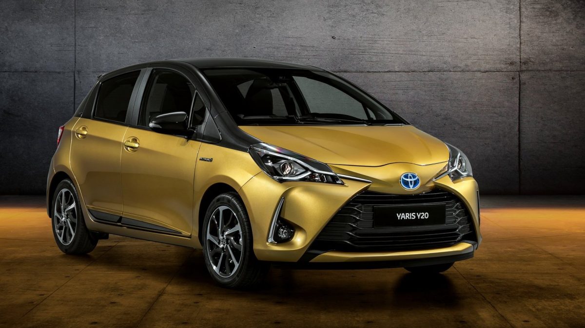 TOYOTA YARIS