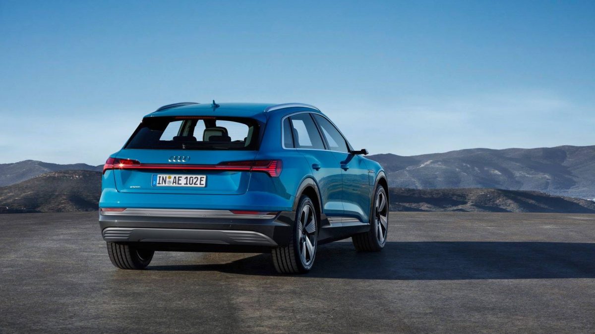 AUDI