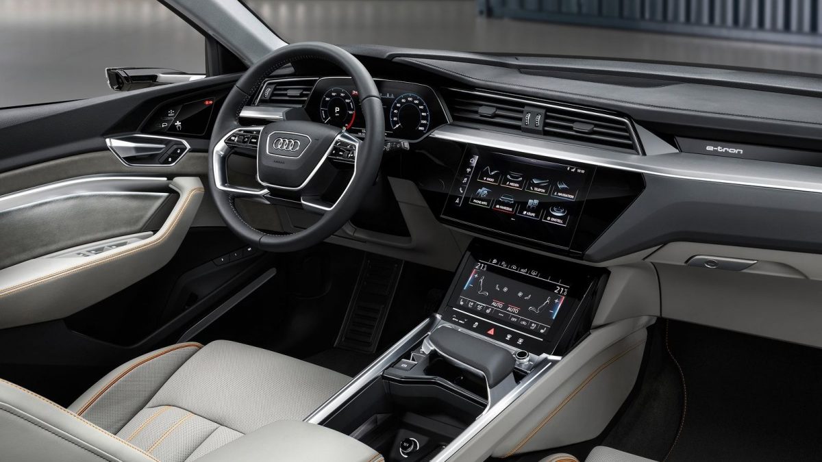 AUDI