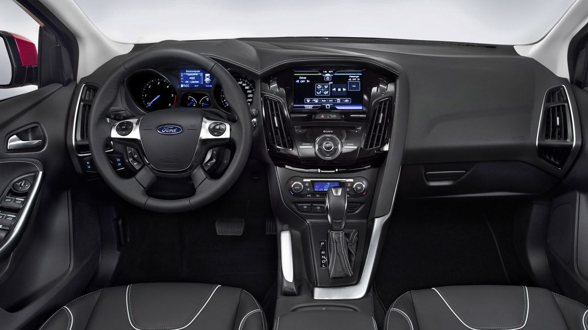 FORD FOCUS